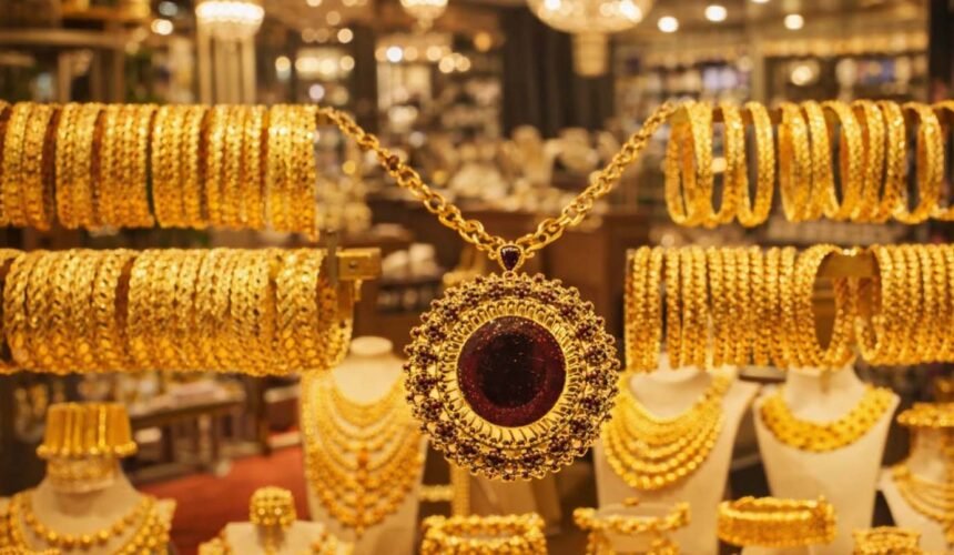 রেকর্ড উচ্চতায় সোনার দাম